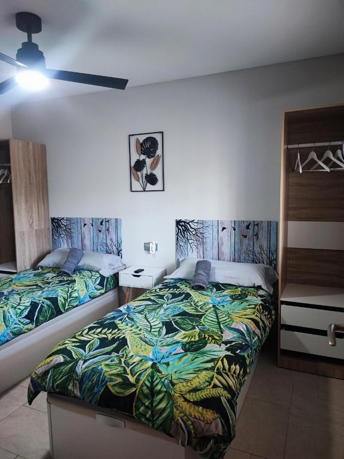 Casa Vacacional Lavernia กาบาเนส ภายนอก รูปภาพ